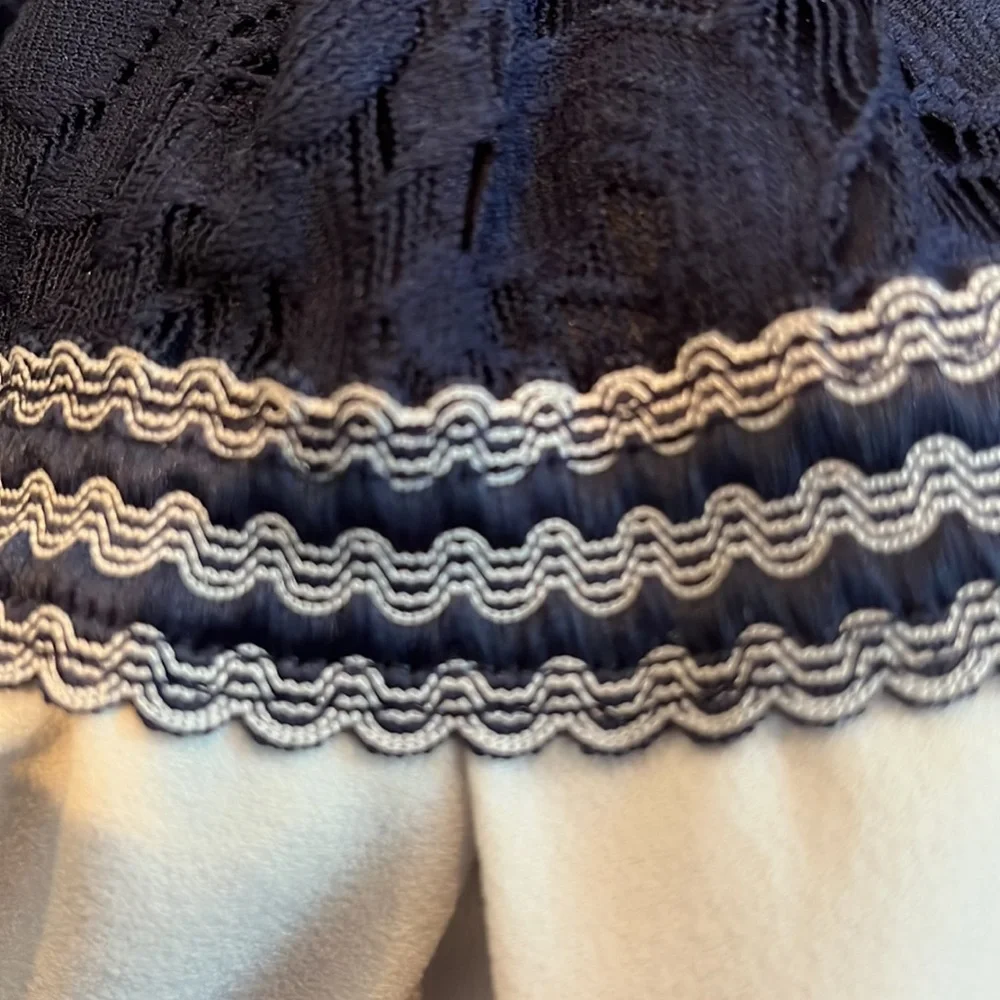 ⭐️EUC - Speechless Girls Junior Size Medium Navy Dress with Lace and Stripes